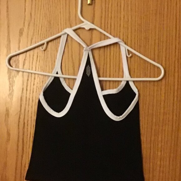Free People Movement Happiness Runs Sweetheart Colorblock Crop Tank size- M/L - Picture 3 of 3
